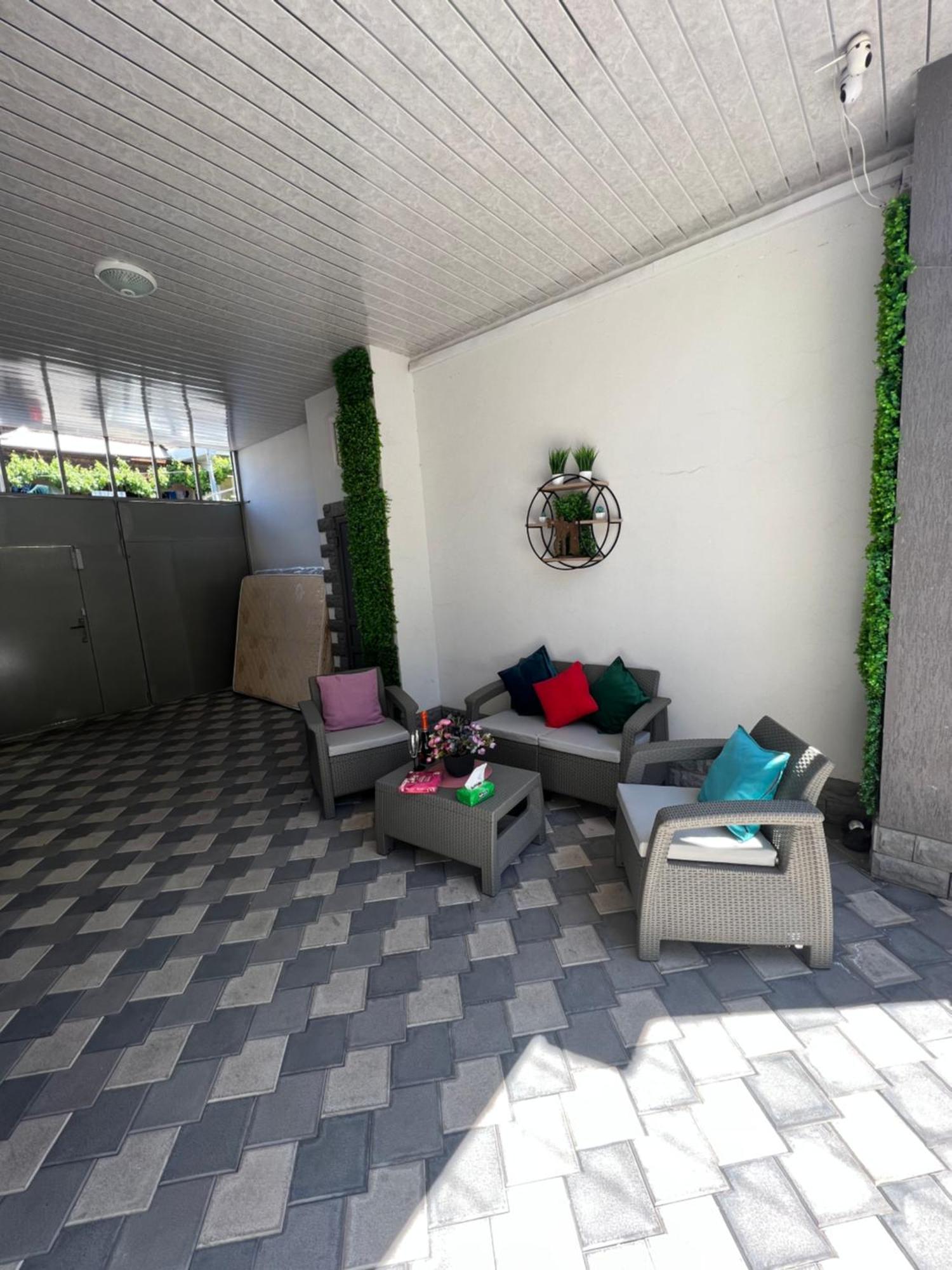 Cosy Apartment With Good Location Self Check In يريفان المظهر الخارجي الصورة
