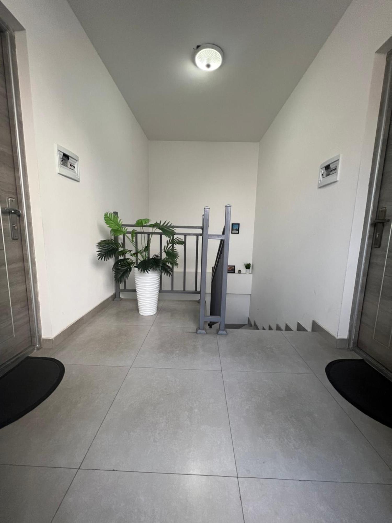 Cosy Apartment With Good Location Self Check In يريفان المظهر الخارجي الصورة