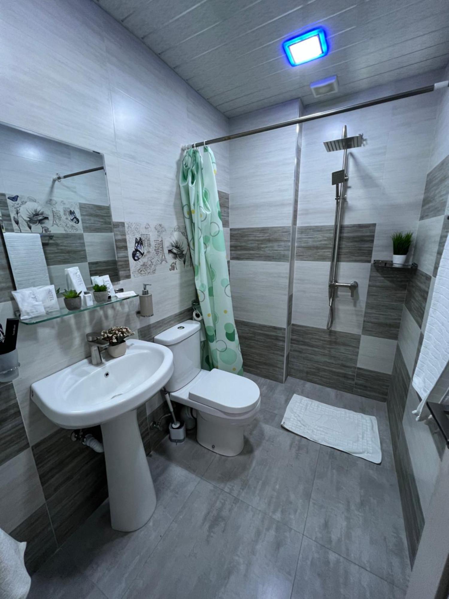 Cosy Apartment With Good Location Self Check In يريفان المظهر الخارجي الصورة