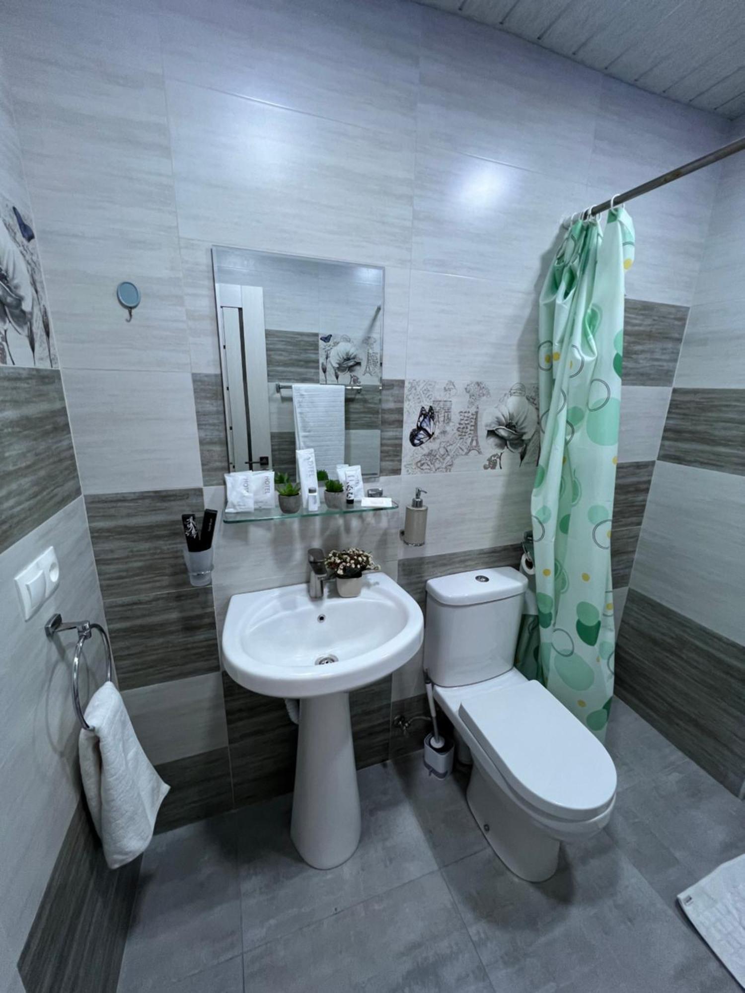 Cosy Apartment With Good Location Self Check In يريفان المظهر الخارجي الصورة