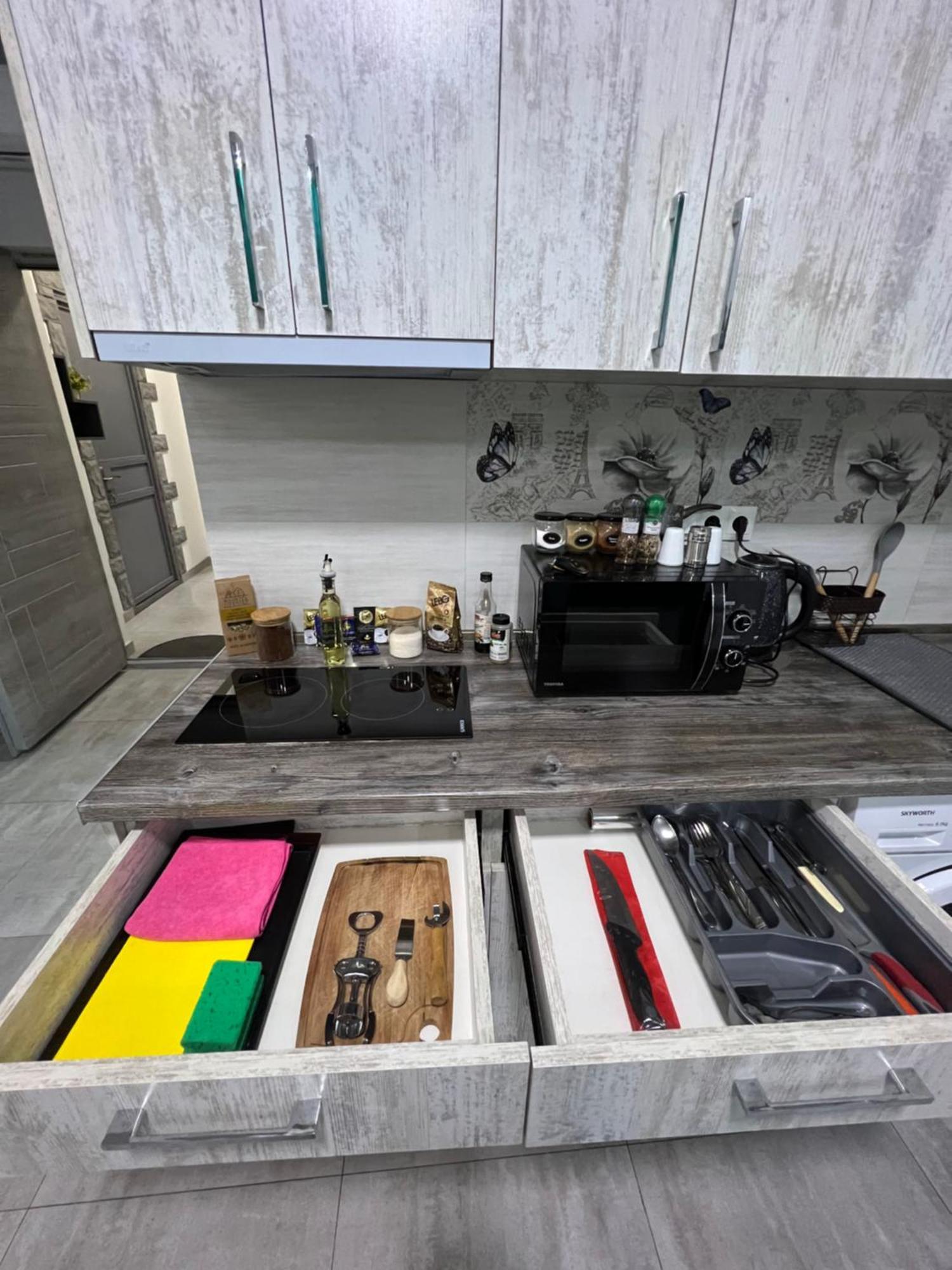 Cosy Apartment With Good Location Self Check In يريفان المظهر الخارجي الصورة